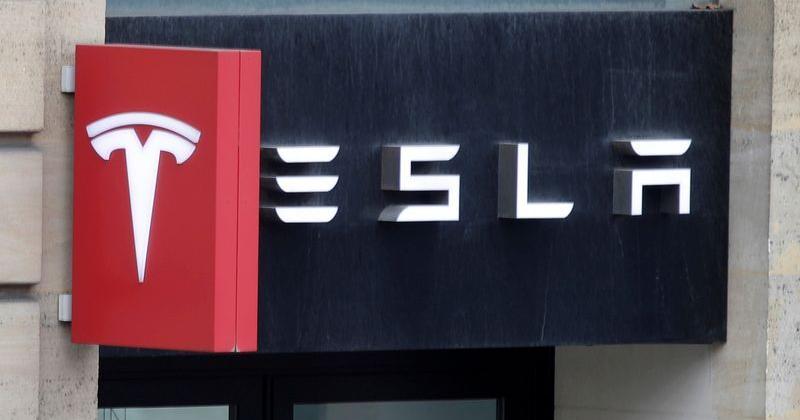 Tesla settles two lawsuits on 2019 California crashes related to Autopilot software