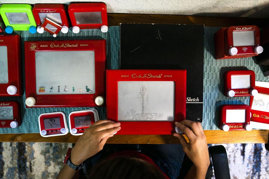 Colorado Etch A Sketch queen creates impressive art on the classic toy, Pikes Peak Courier