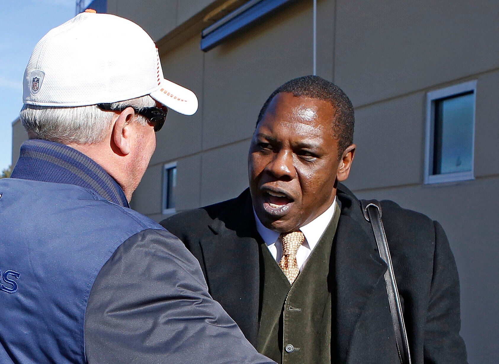 Former Broncos Star Tom Jackson To Serve As Randy Gradishar's Hall Of ...