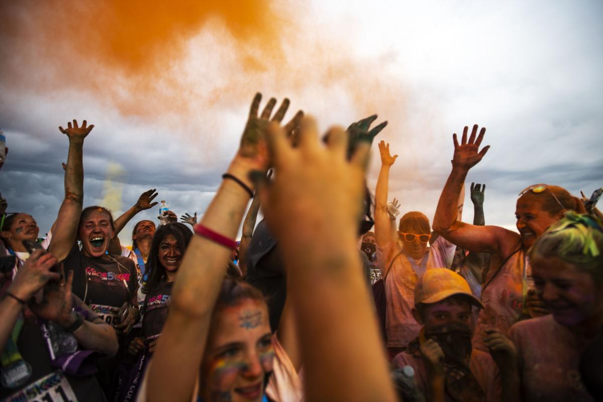 072918-news-colorrun-001.jpg