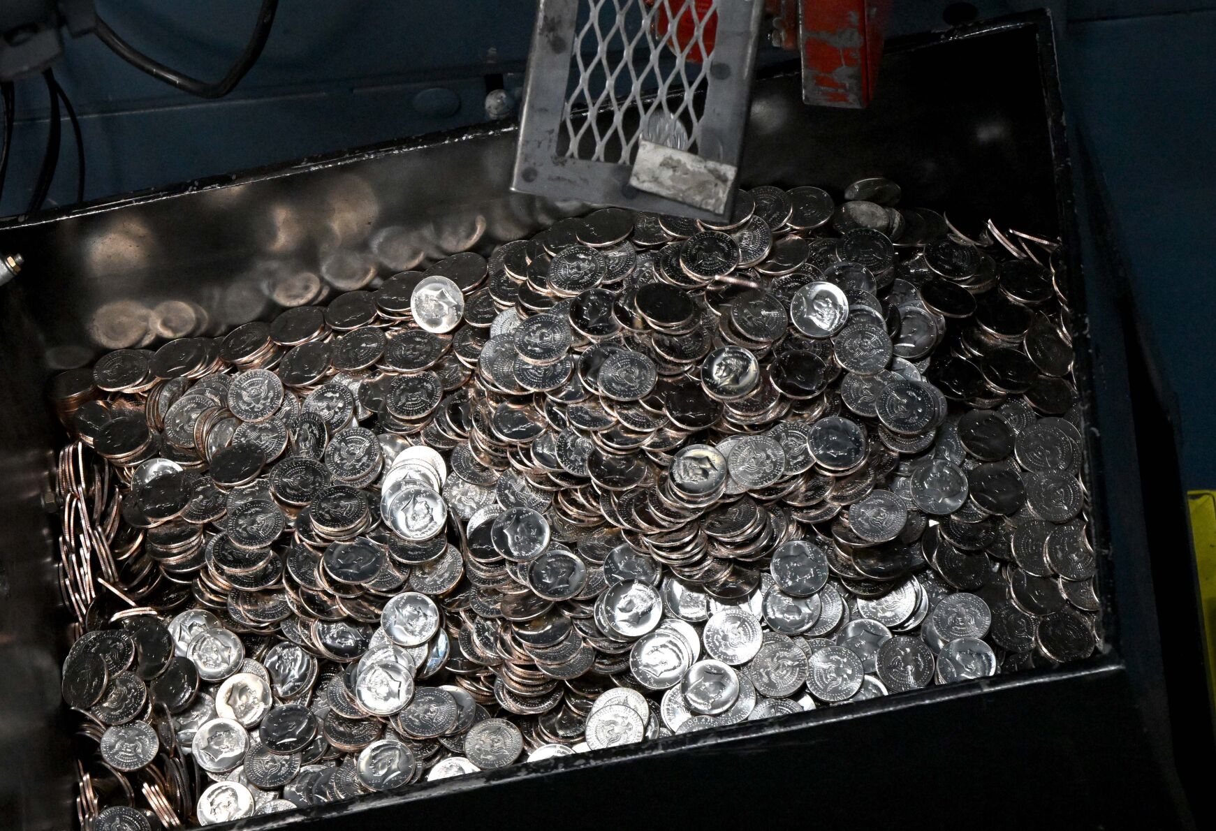 Where the government makes cents Welcome to the Denver Mint