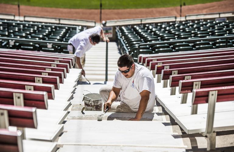 Businesses gear up for crowds as Sox seek title