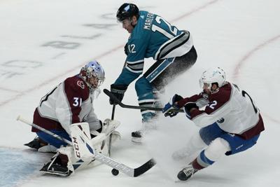 Sharks take it to Avalanche in 3rd period