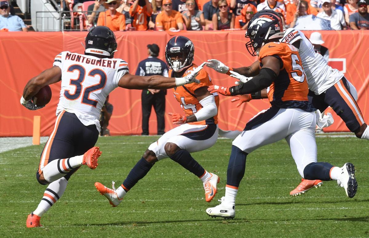 091619-s-broncosbears 802 .jpg