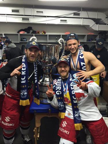 In the pros: Connelly, Sterling hoist EBEL Cup