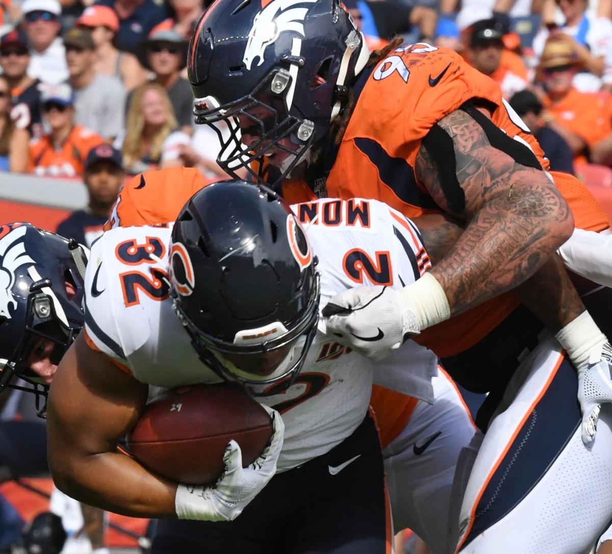 091619-s-broncosbears 907 .jpg