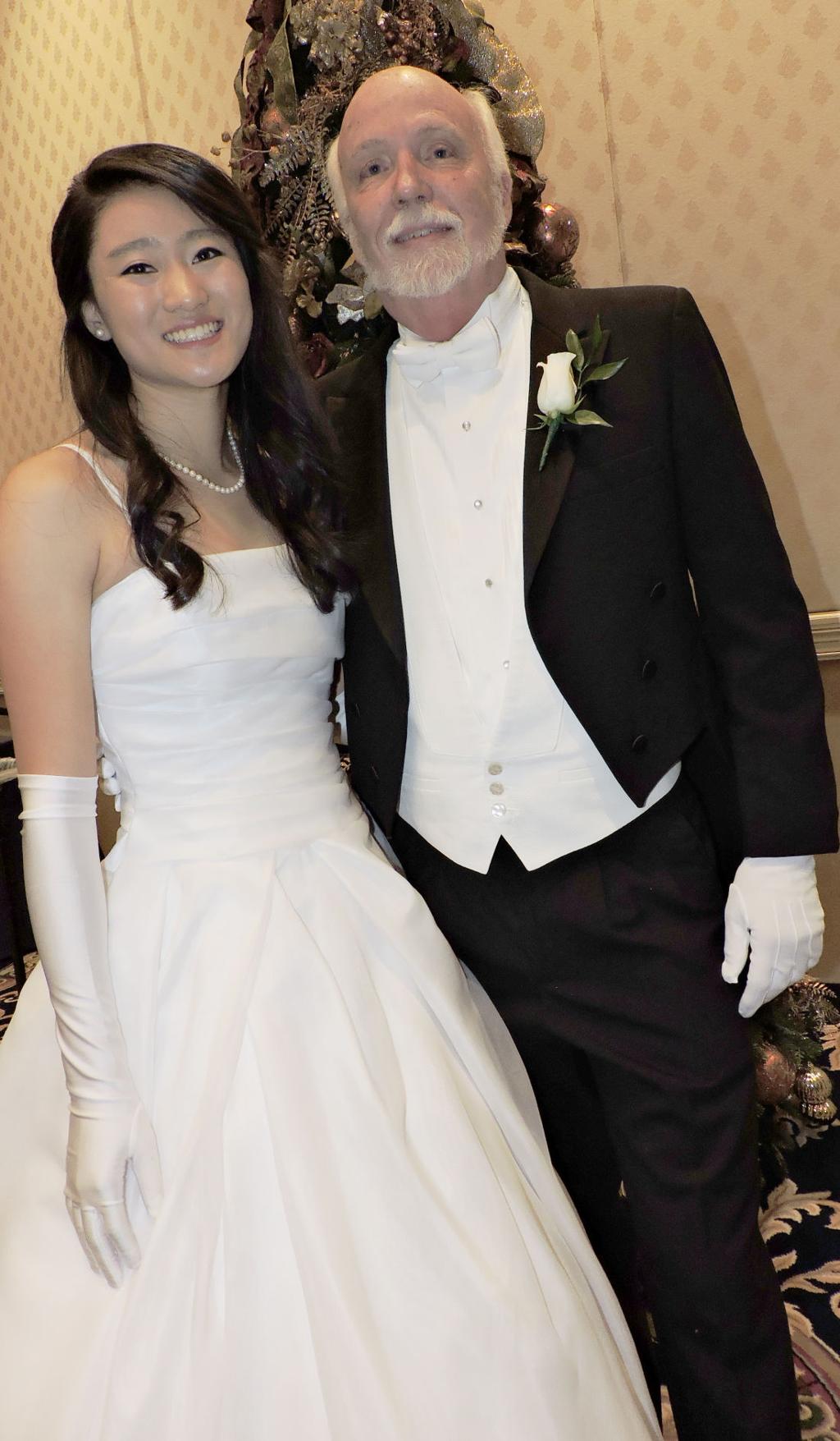 Colorado Springs Escorts >> Around Town 2015 Colorado Springs Debutantes Presented Colorado Springs Escorts >> Around Town 2015 Colorado Springs Debutantes Presented