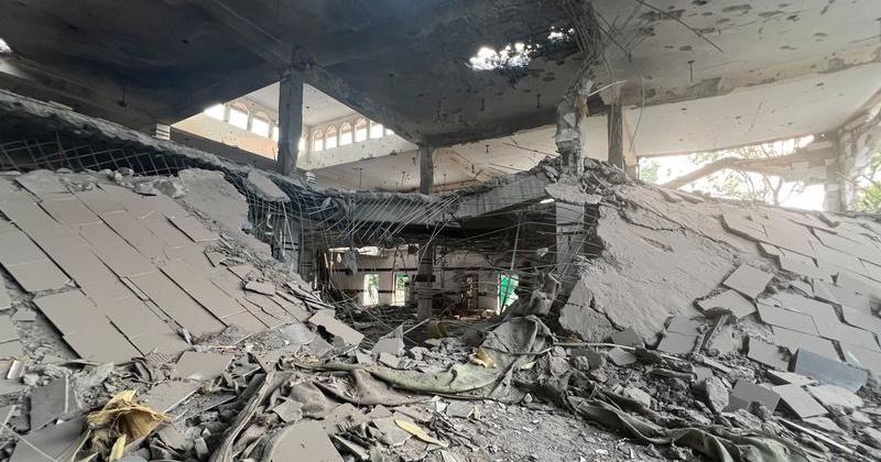 Residents stockpile food, rush to bunkers as conflict rattles India and Pakistan