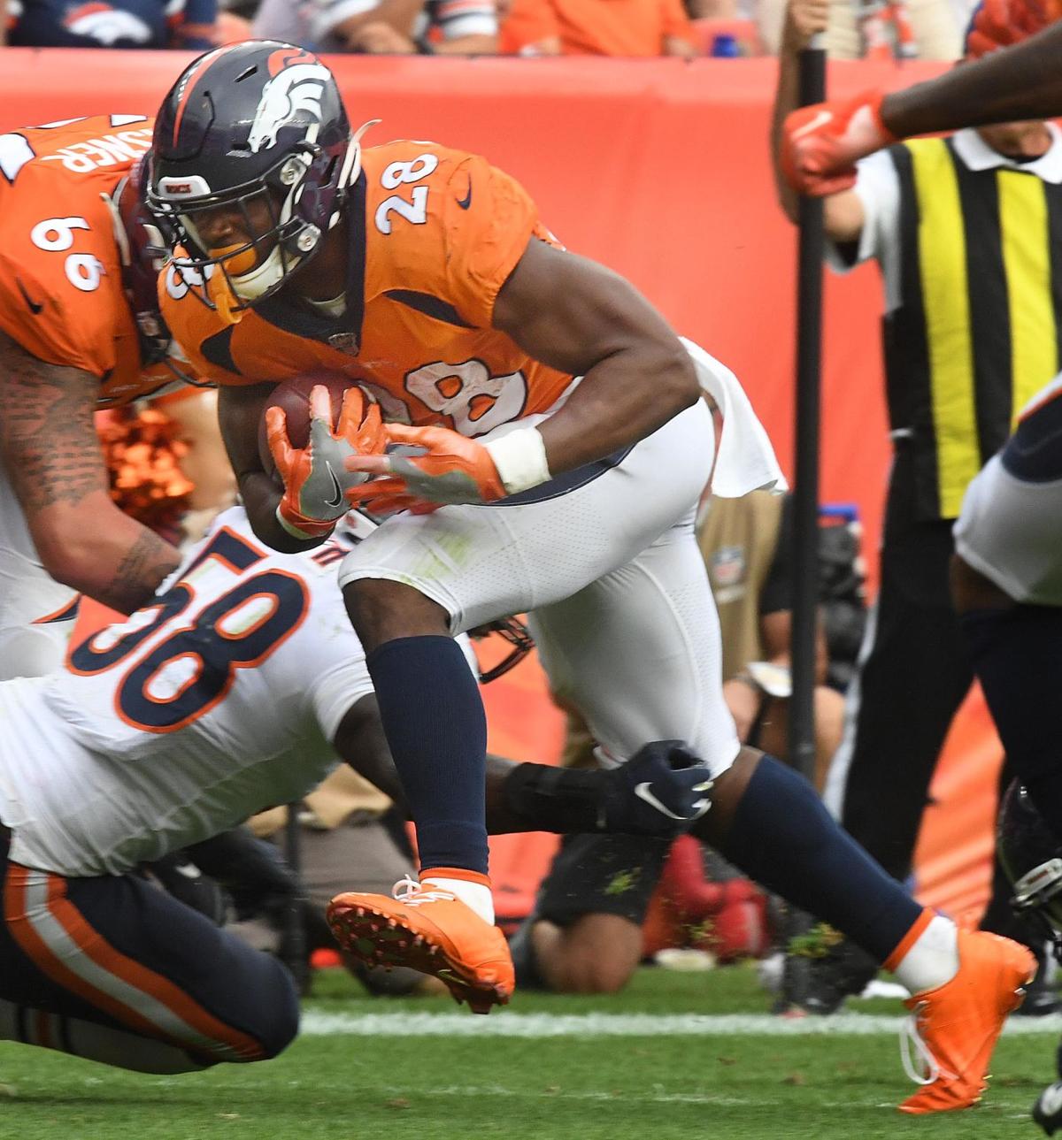 091619-s-broncosbears36.JPG