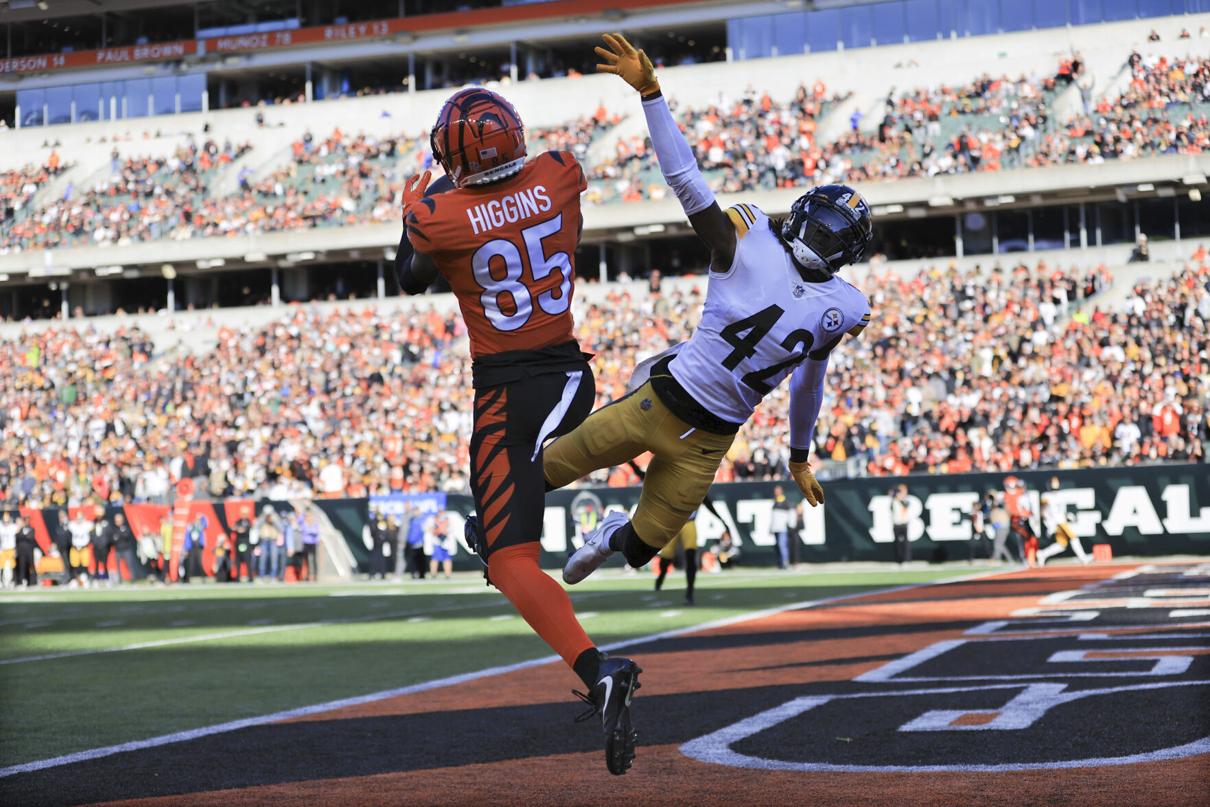 The store nfl scores