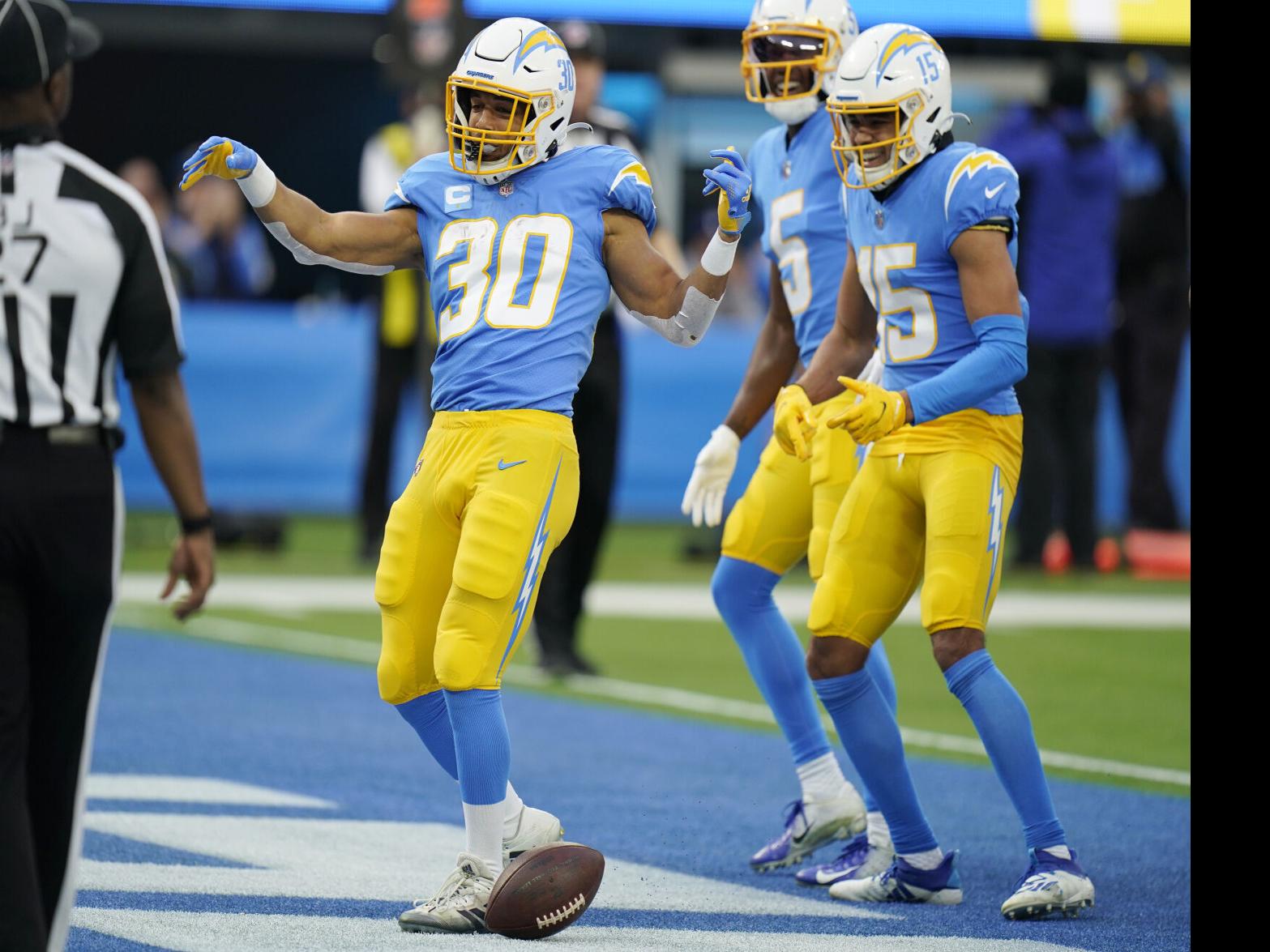 NFL Roundup: Chargers aim for AFC West title by emphasizing