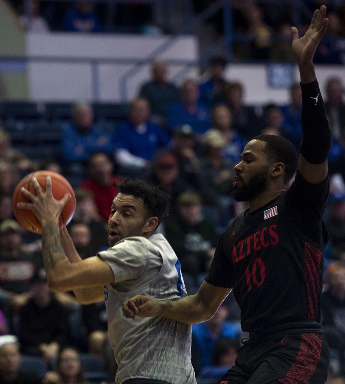 020920-s-afbasketball 12.jpg