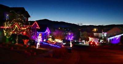It's time to tour holiday lights around the region (copy)