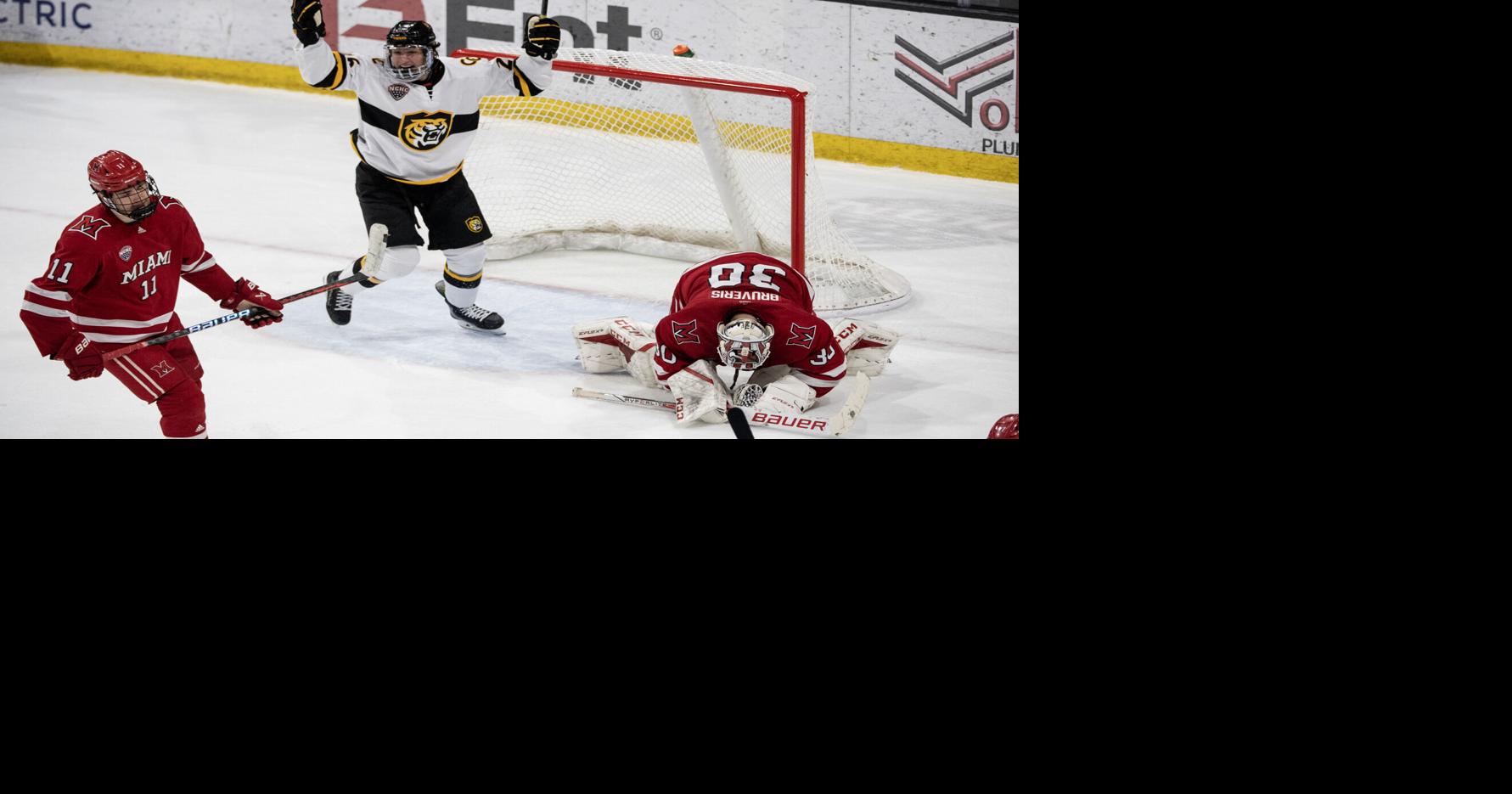 Colorado college hockey moves to no 16 in national poll cc hockey