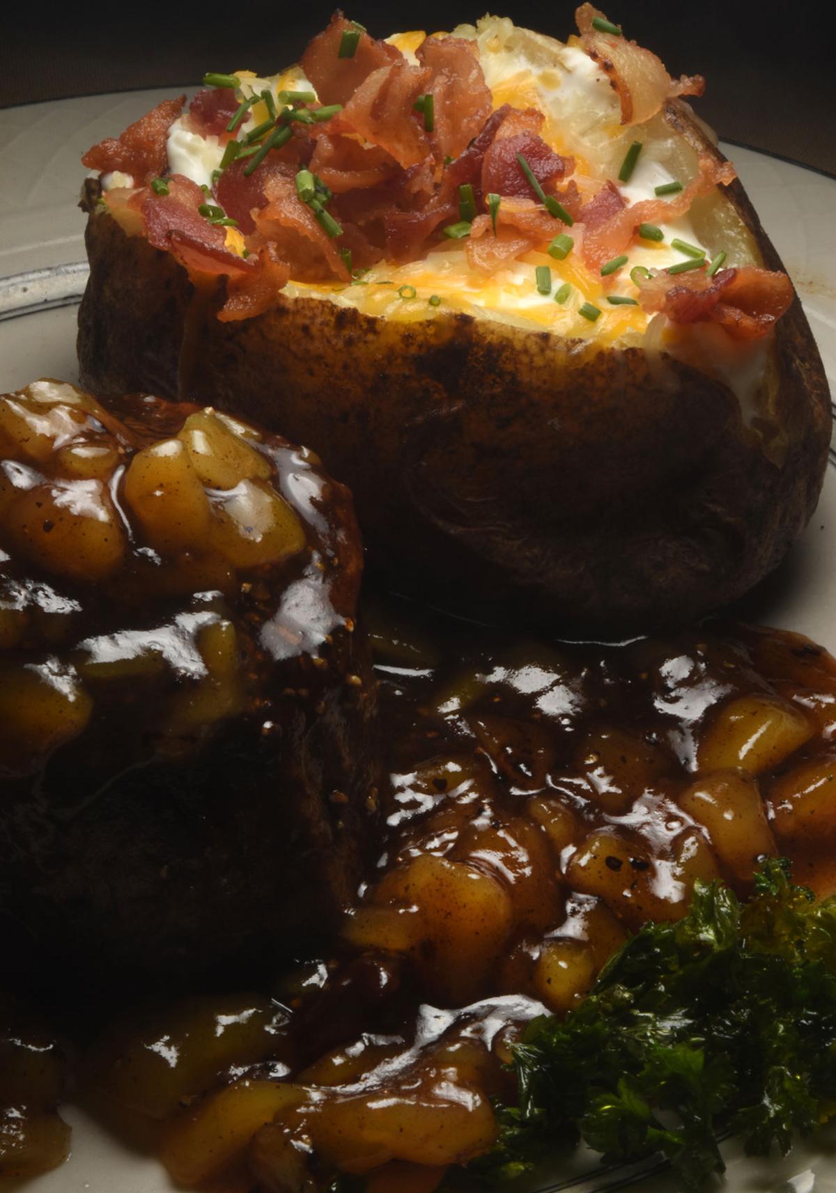 Dining Review Tableside Meal Prep Makes Pepper Tree Special As Does The View Food Gazette Com