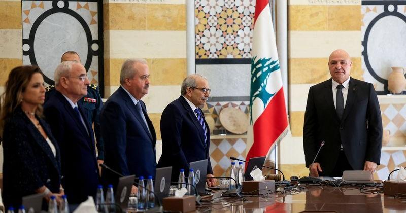 Hezbollah says Lebanon move on army plan is 'opportunity,' urges Israel to commit to ceasefire