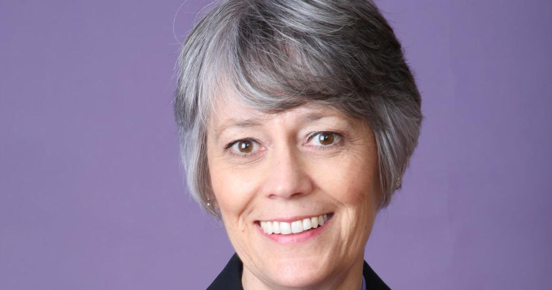 Linda Leitz: When should you hire a lawyer? | Business