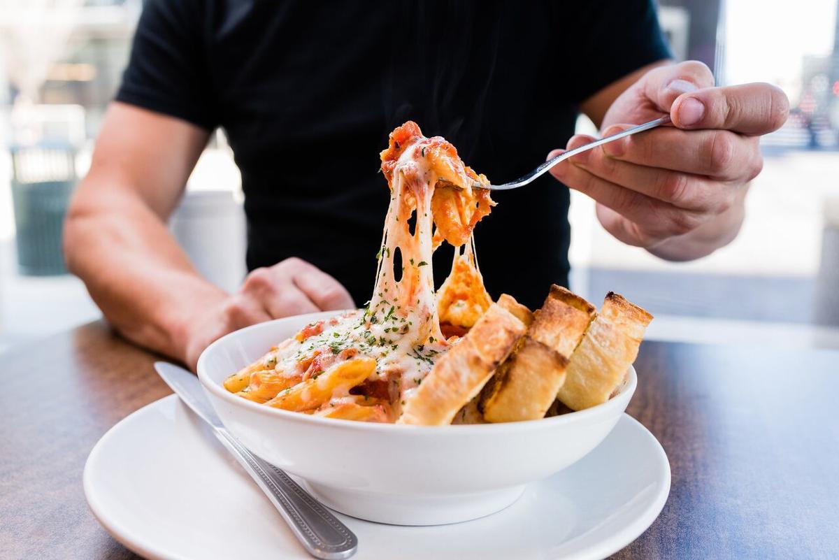 New To Colorado Springs Restaurants S Entertainment Chains New York Style Pizza Chain Anthony S To Open Its First Colorado Springs