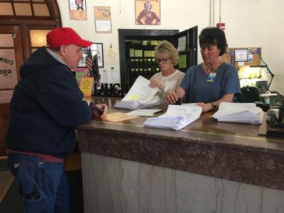 Cripple Creek-Victor RE-1 recall petitions