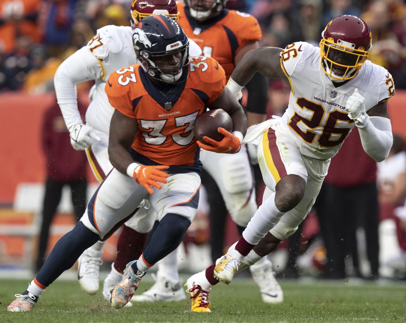 DENVER, CO - NOVEMBER 14: Denver Broncos running back Javonte