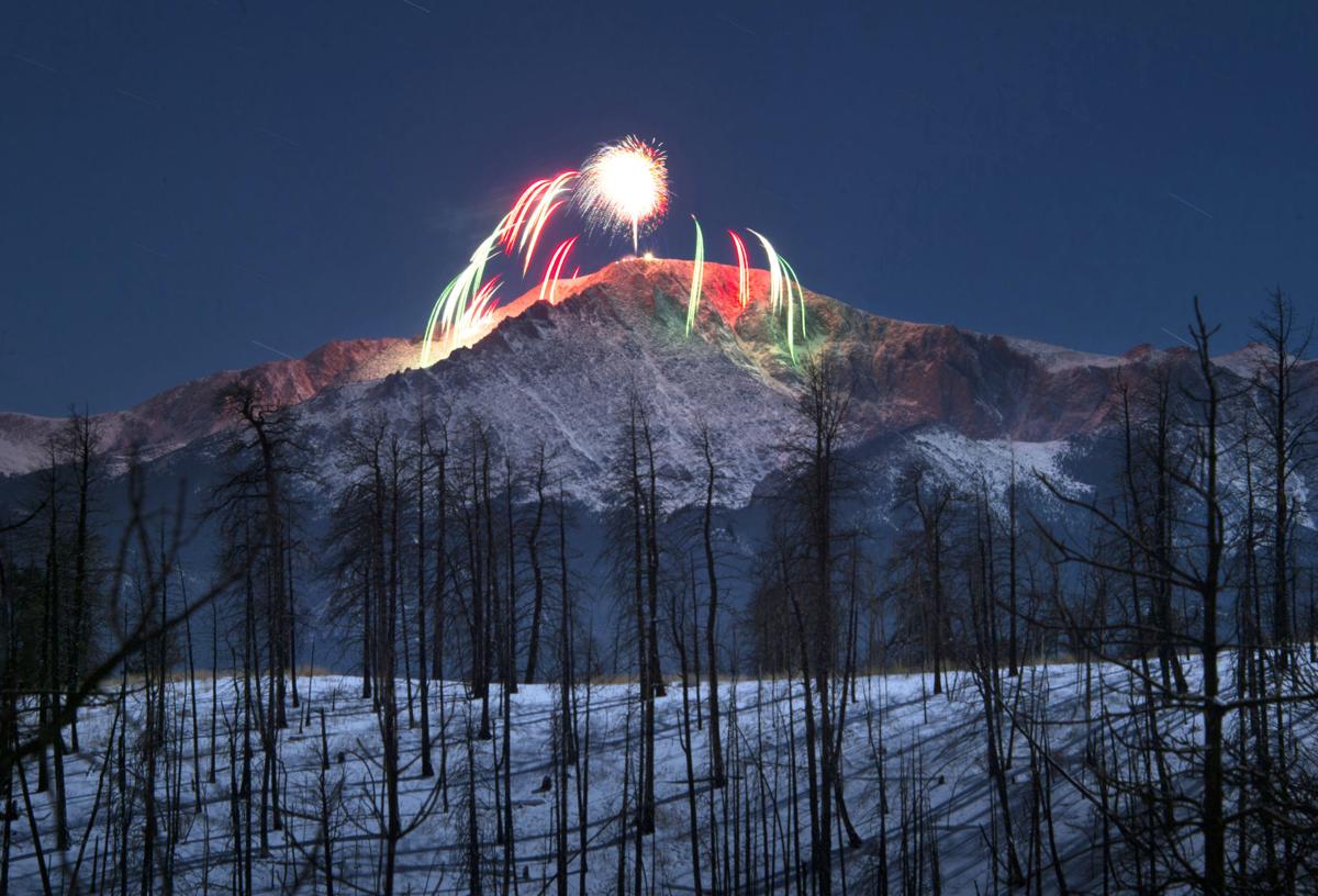 Forecast Will We Be Seeing New Year S Eve Fireworks Atop Pikes Peak Colorado Springs News Gazette Com