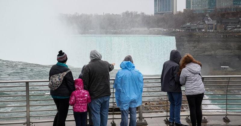 US could require up to $15,000 bonds for some tourist visas under pilot program