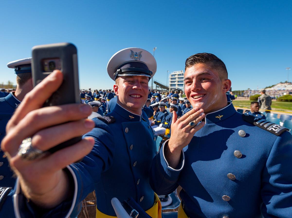 GRADUATION AFA