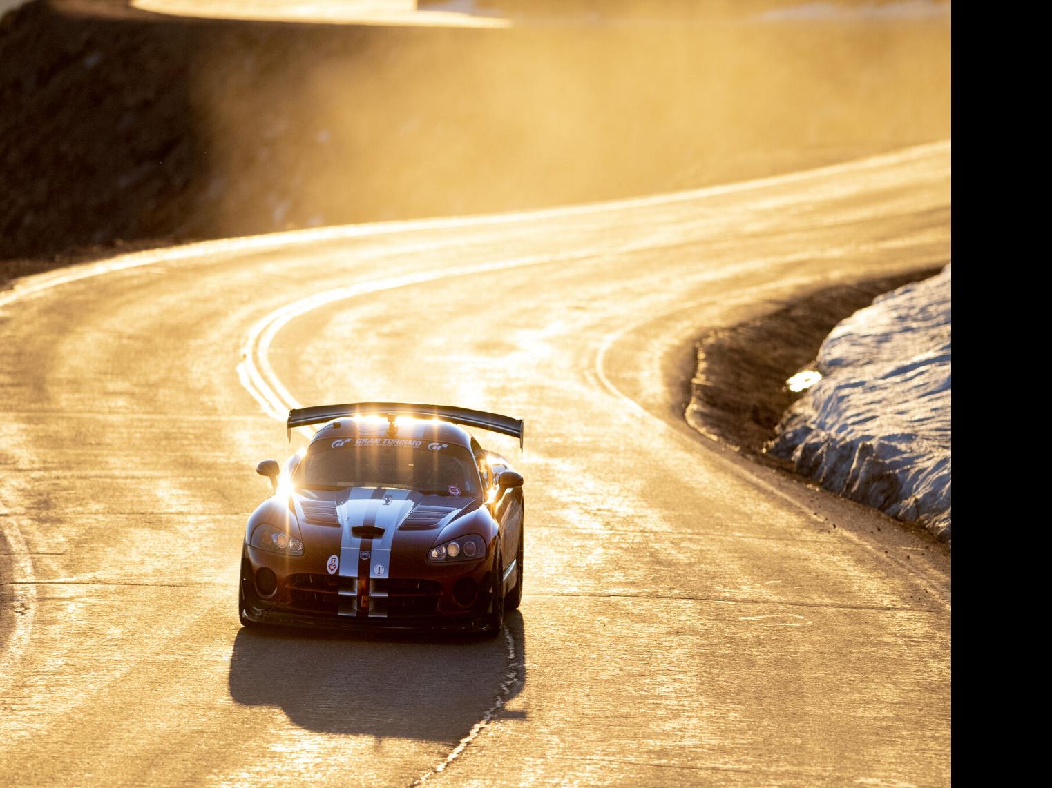 Forza Motorsport peaks at less than 5,000 concurrent players on