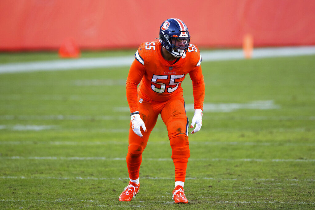 Denver Broncos exercise Von Miller's 2021 option