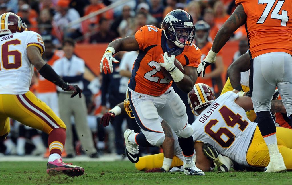 Denver Broncos - Happy birthday to Hall of Famers Steve Atwater & Terrell  Davis!