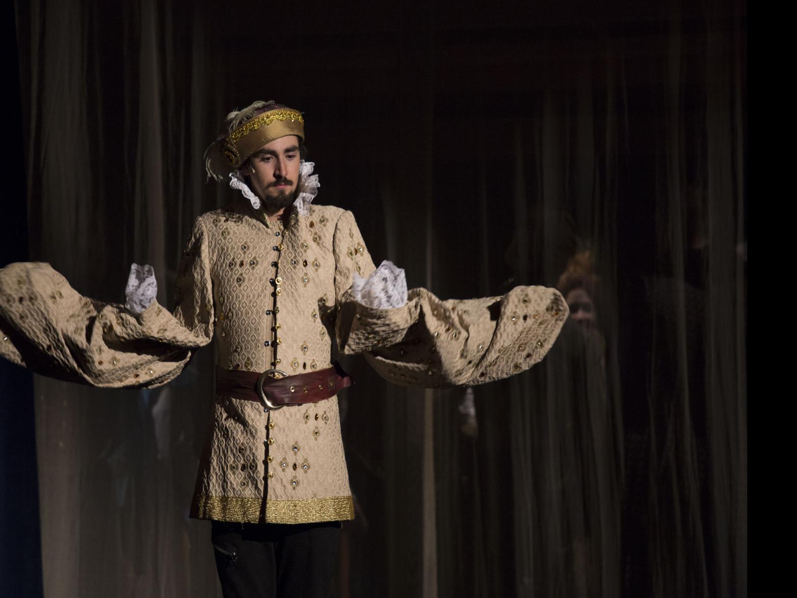 Stage Version Of Oscar Winning Shakespeare In Love Premieres In