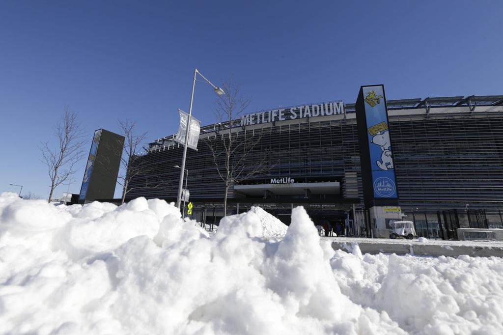 Snow Replaces Confetti at MetLife Stadium hours after Super Bowl