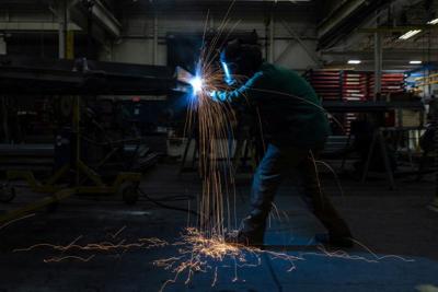 US factory orders slump in April