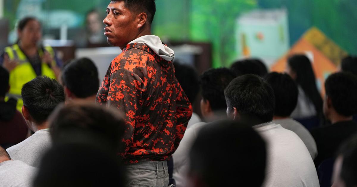 APTOPIX Guatemala Deportations