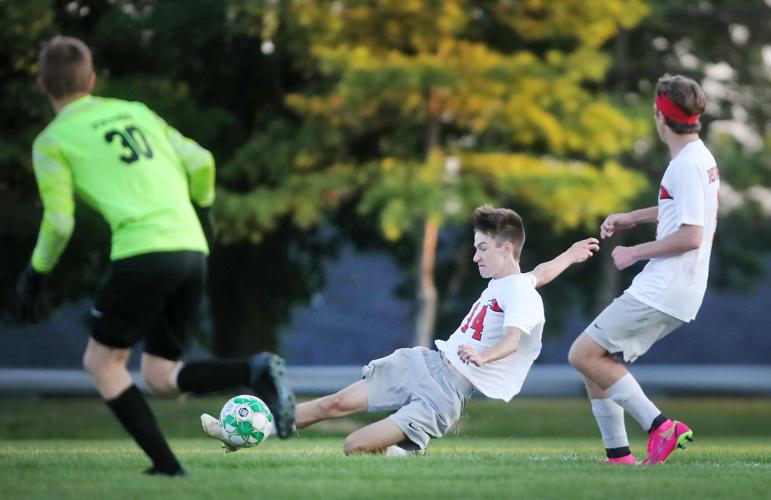 Boys soccer Milton off on the right foot with 110 seasonopening win