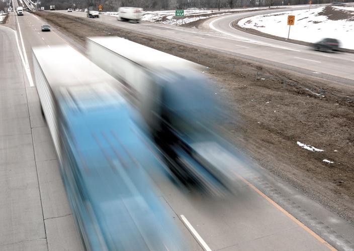 01STOCK_I90_TRAFFIC2