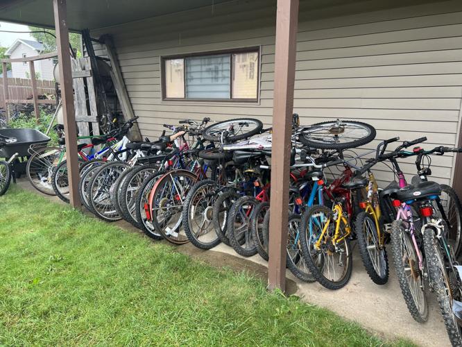 Parts to pedals Janesville retiree rebuilds, donates bikes for new