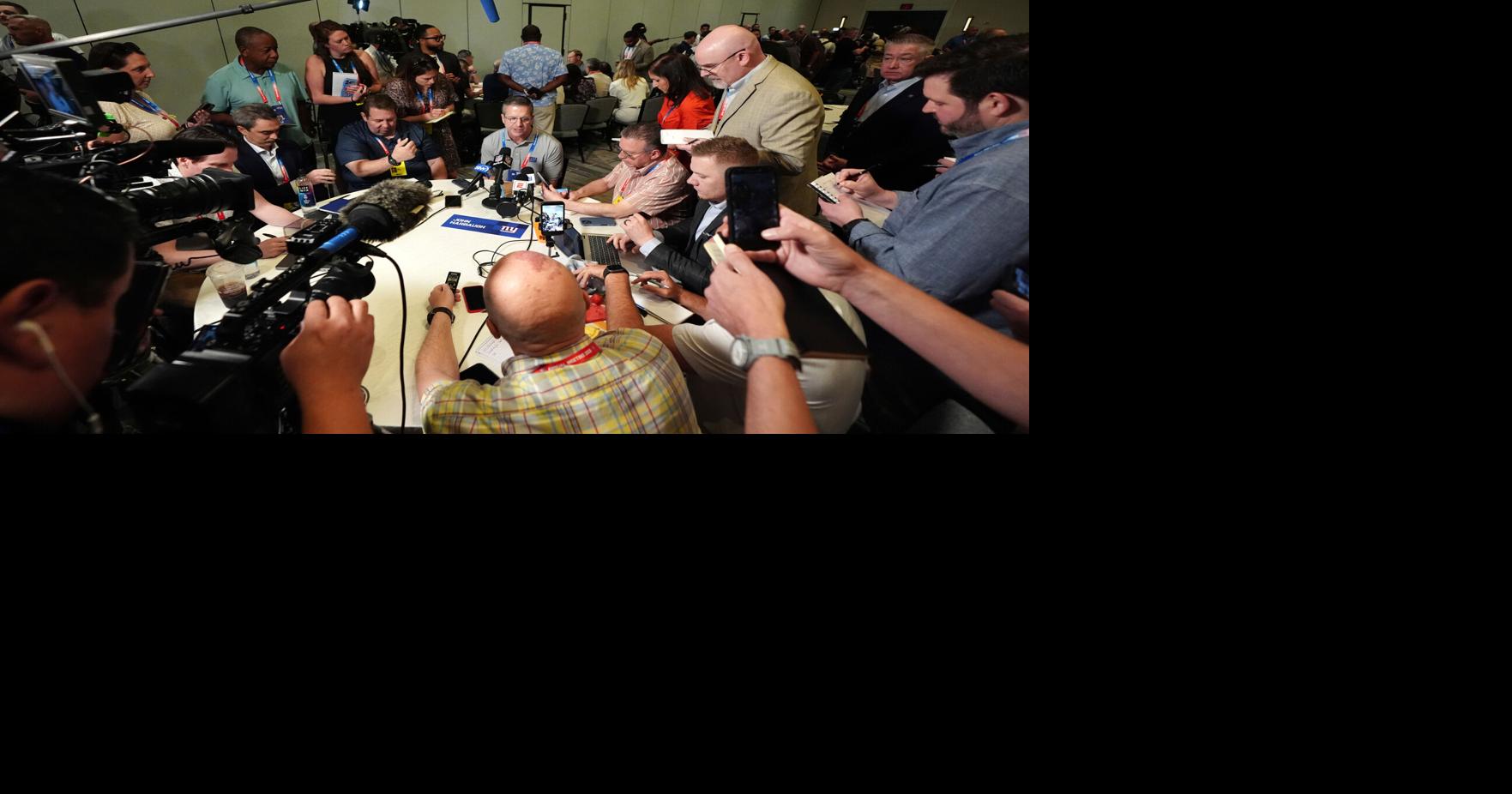 Options vary for veteran QBs Aaron Rodgers, Kirk Cousins, Jimmy ...