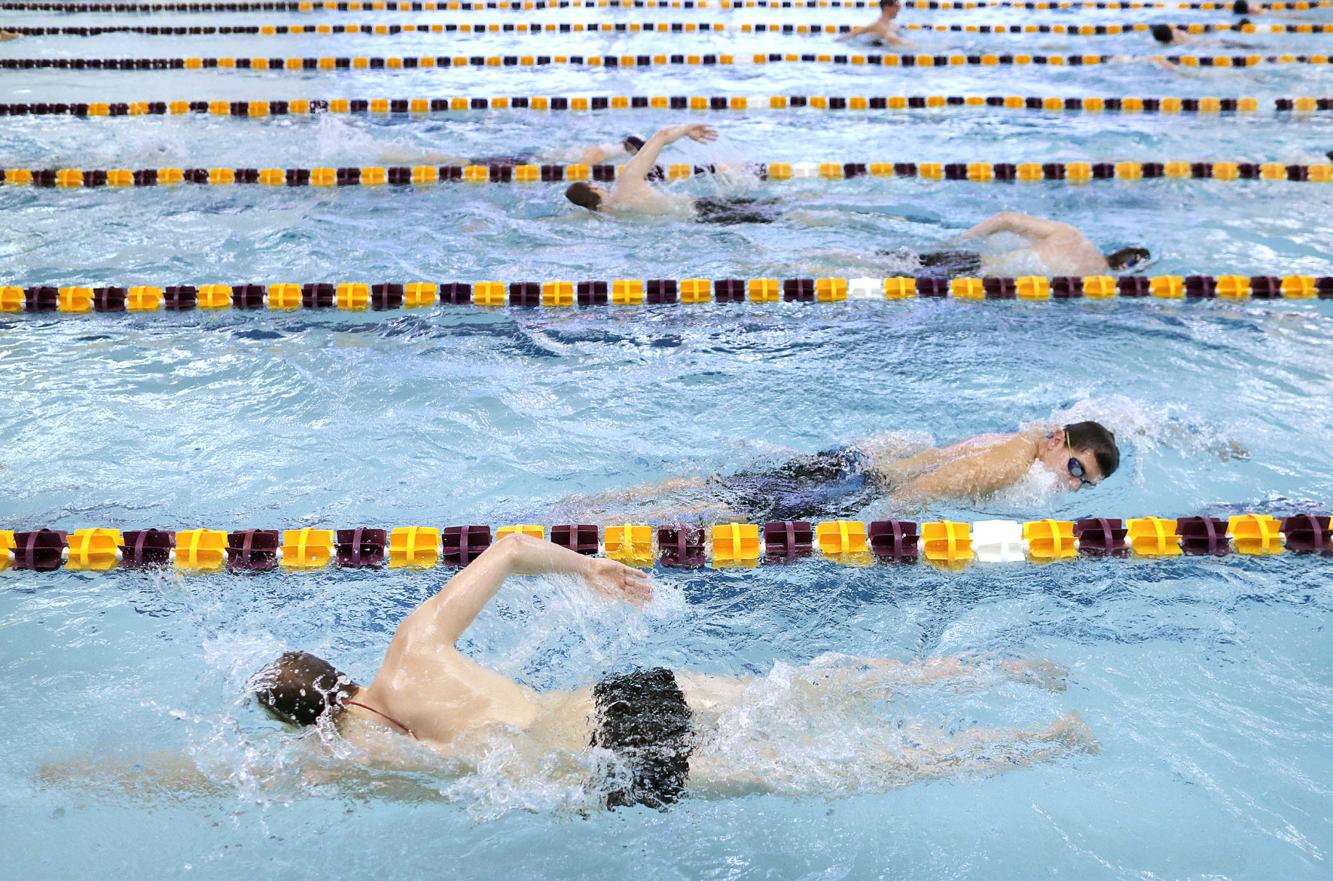 Fifthplace finishes highlight sectional boys swim meet for Janesville Craig, Janesville Parker