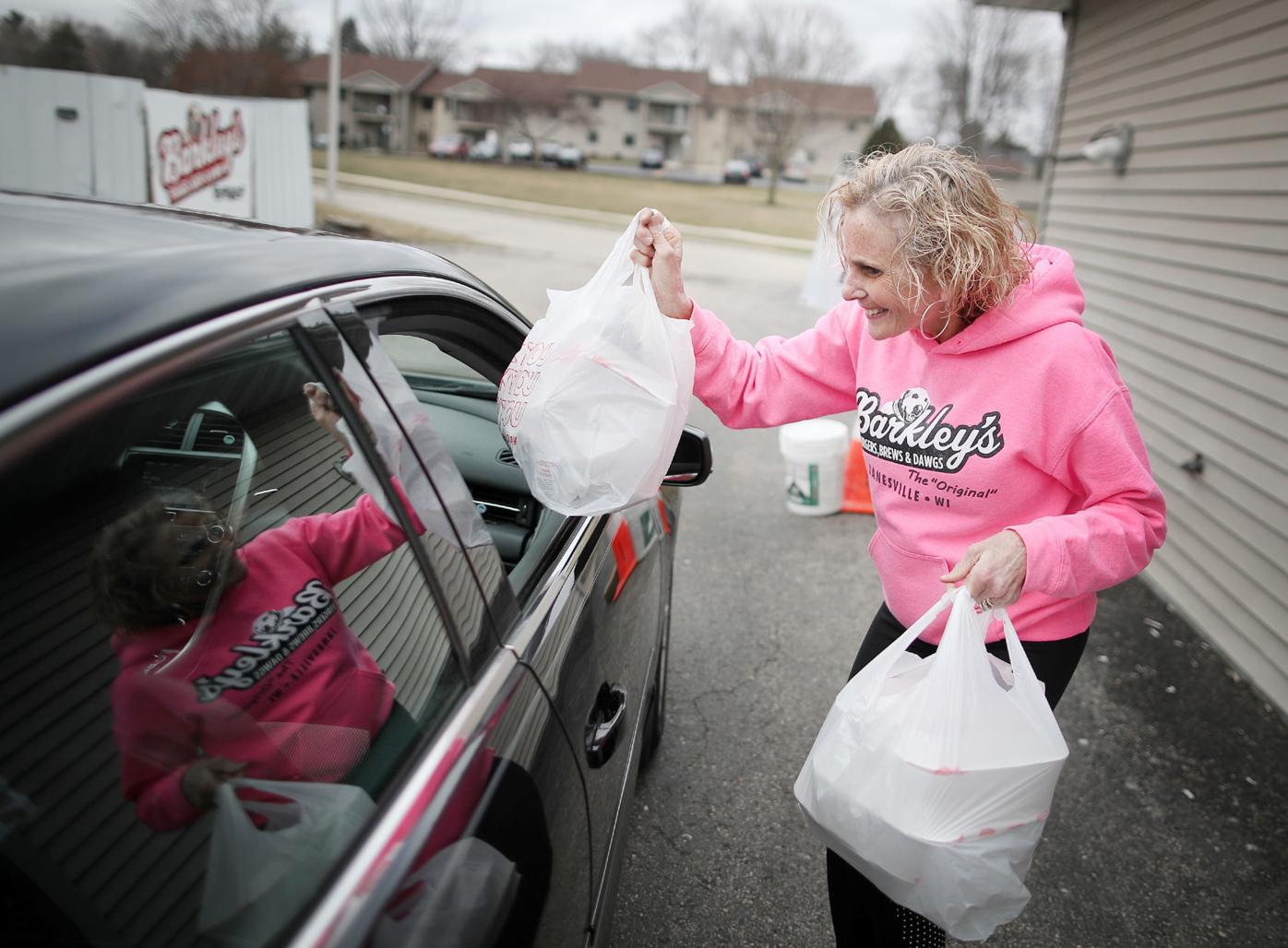 Bars Restaurants Scramble To Find New Revenue Stream Coronavirus Gazettextracom