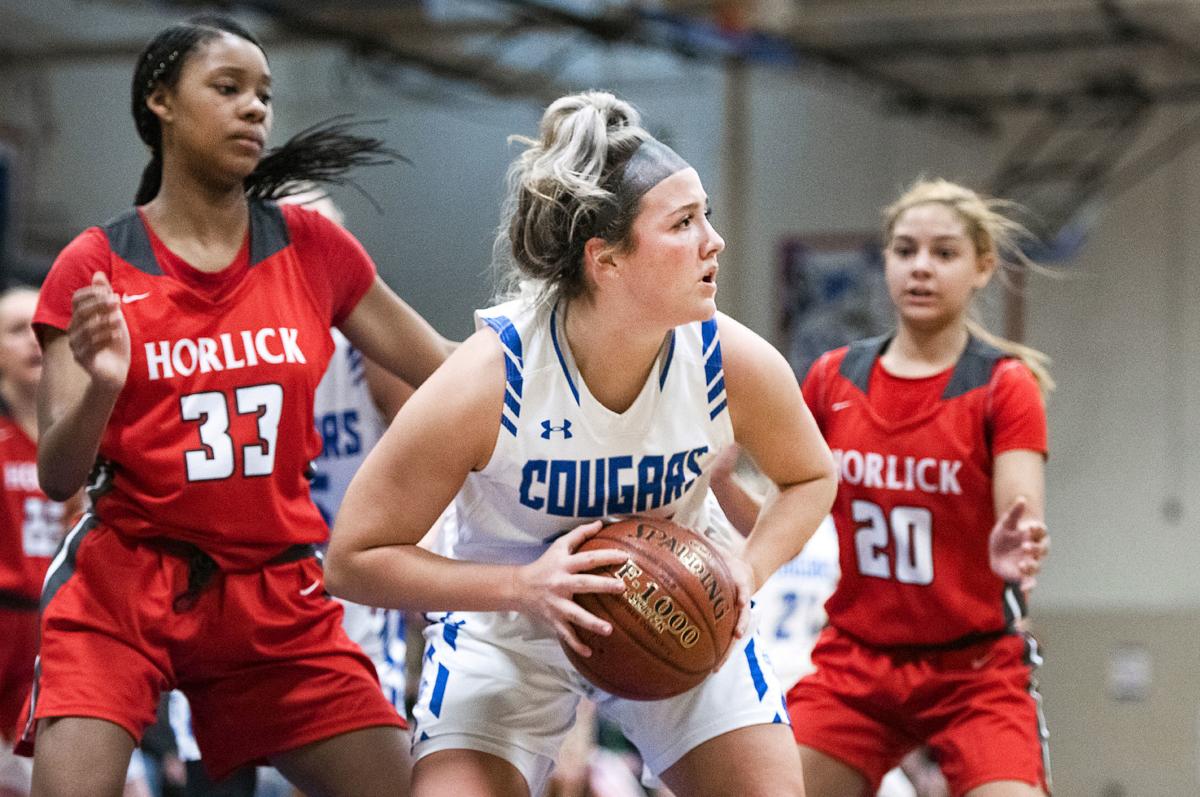 Fieiras Reaches 1 000 Career Points As Craig Opens Wiaa Girls