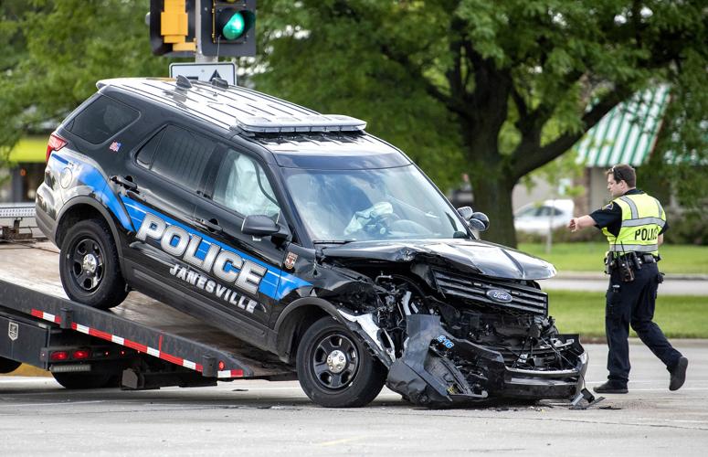 Janesville officer found blameless in squad car crash Crime(01)