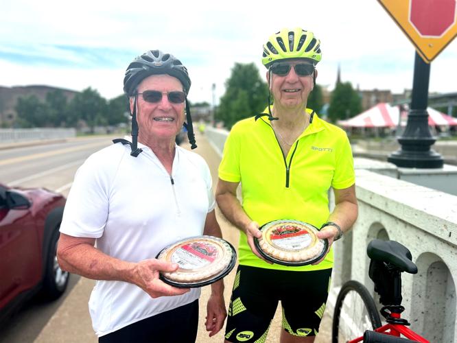 Pedaling for pie Janesville Morning Rotary Club #39 s annual Pie Ride