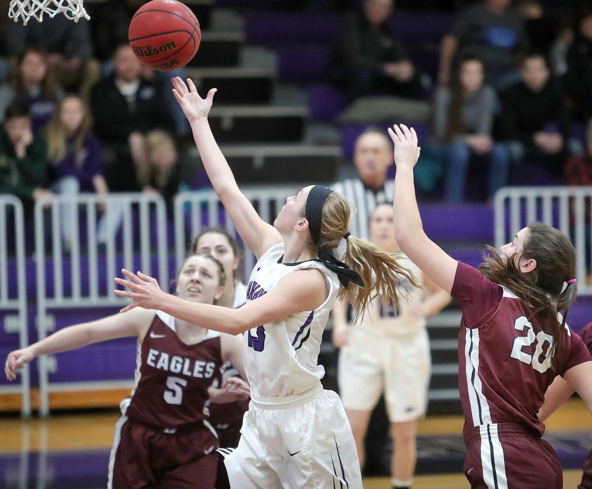 Carollo Uw Whitewater Women S Hoops Team Must Replace 60 Percent