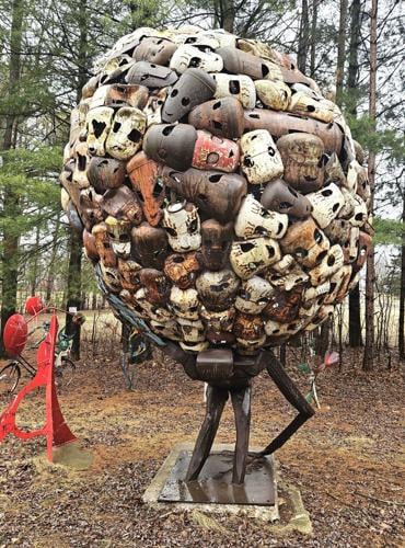 Paul Bobrowitzi sculpture