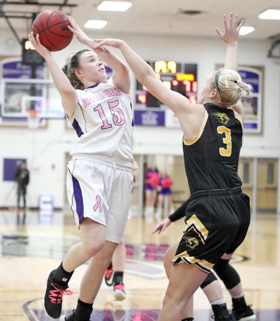 Warhawks Deliver Clutch Plays Late To Earn Wiac Women S Title