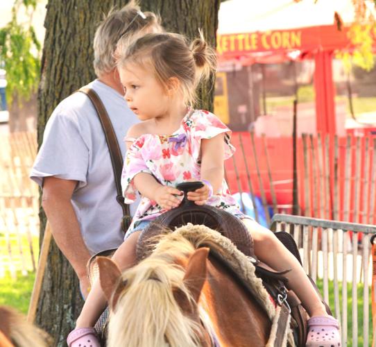 Orfordville's June Days brings out crowds of smiling people Local