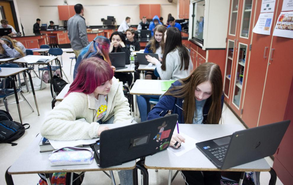 Janesville high schools might resume traditional class schedule | News