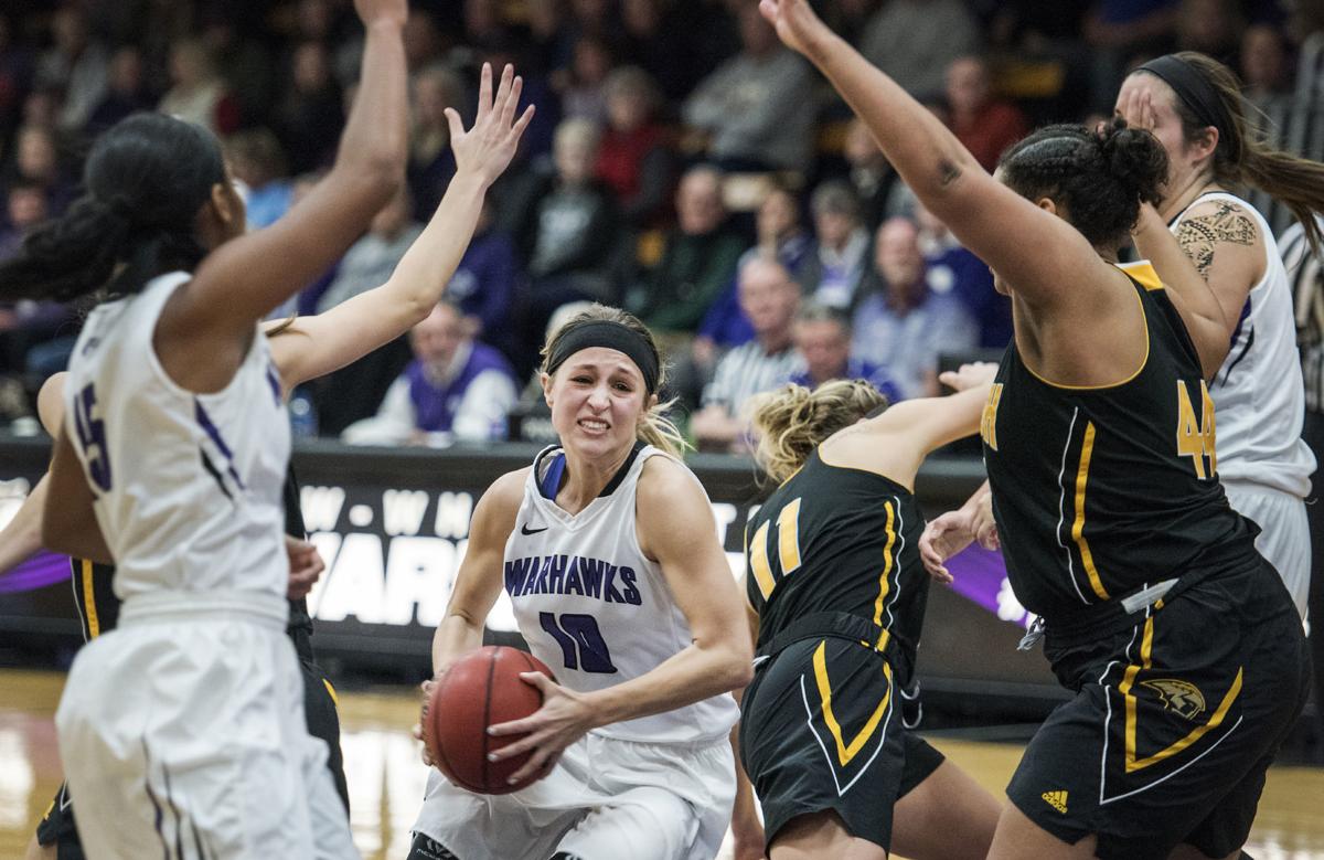 Uw Whitewater Women S Hoops Team Refocuses After Graduation Of Top