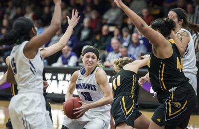 Uw Whitewater Women S Hoops Team Refocuses After Graduation Of Top